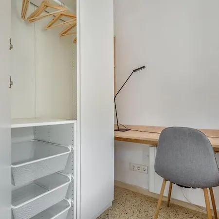 아파트 Poble Sec 3br W Balcony Mountain Views Bcn-109 바르셀로나